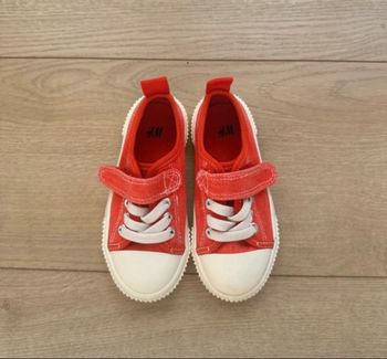 Baskets en toile H&M bébé fille 24 parfait état