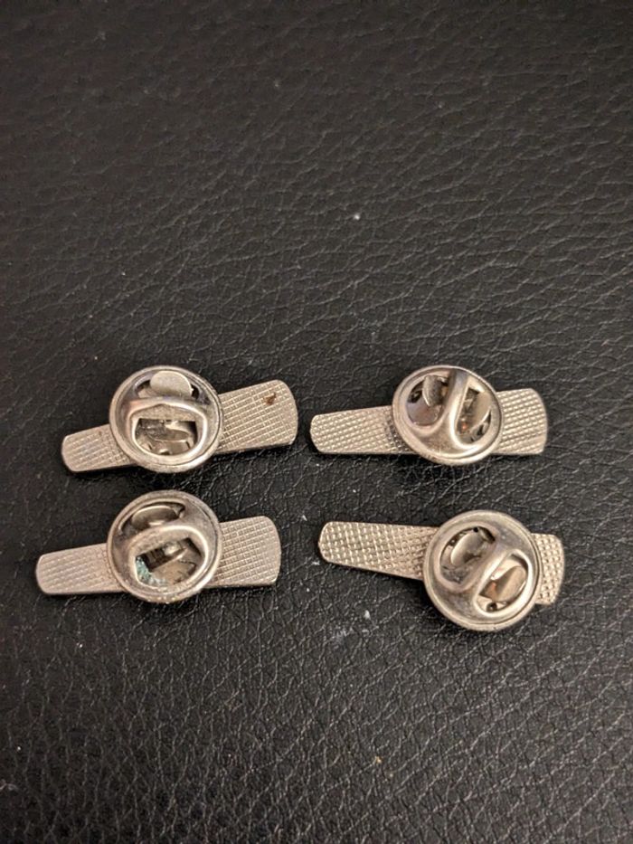 Lot de 4 pin's Toffees Anglais Différents - photo numéro 2