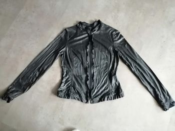 Blouson vinyl Taille 3 JC Trigon