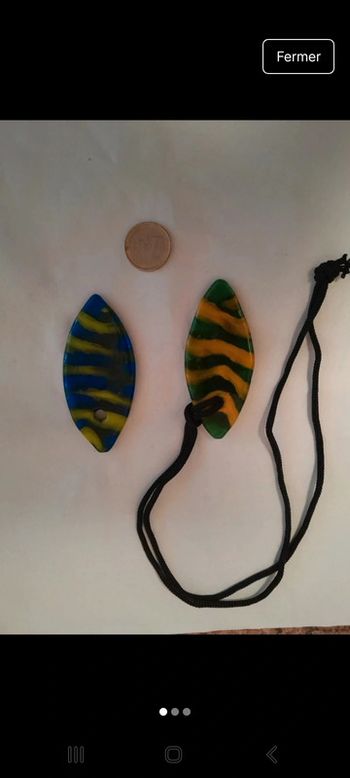 Magnifique lot colliers vintage pendentifs verre neufs