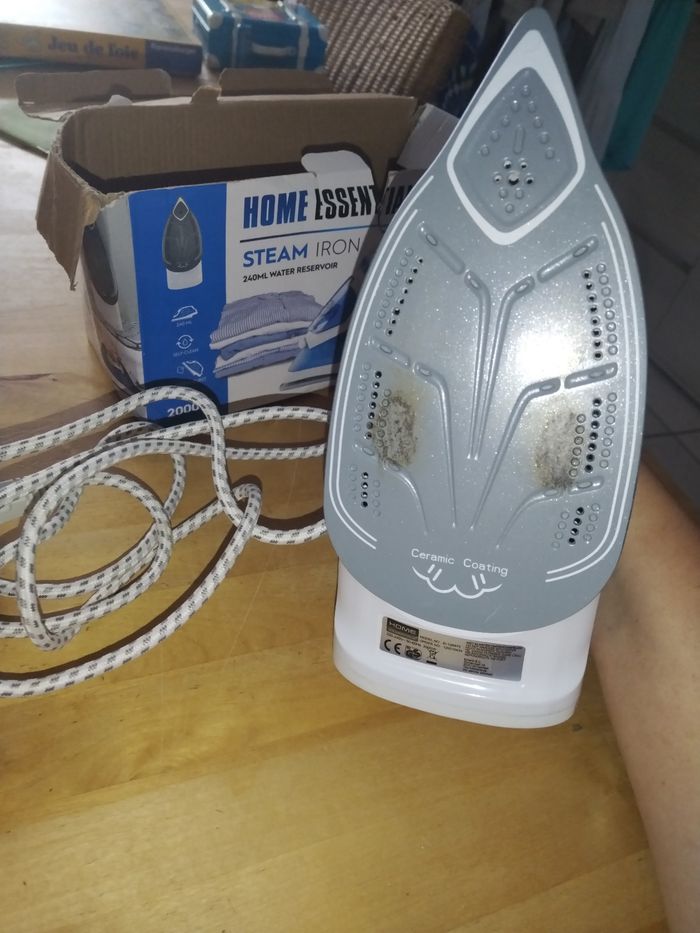 Fer à repasser - photo numéro 4