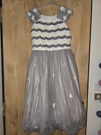 Robe 👗 fille taille 12 ans