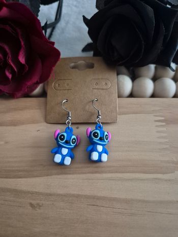boucles d’oreilles stitch