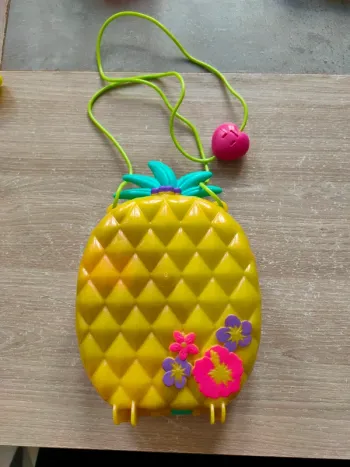 Polly pocket