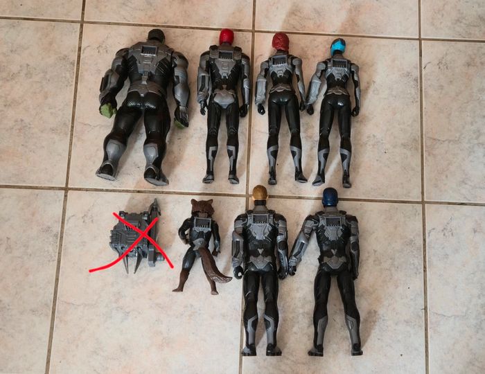 Lot de 7 figurines marvel - photo numéro 2