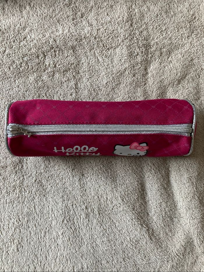 Trousse scolaire - photo numéro 2