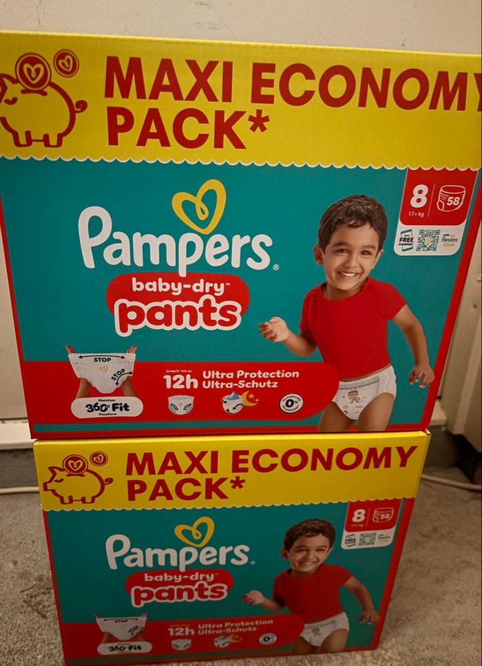 2 cartons couches Pampers pants taille 8 neuf