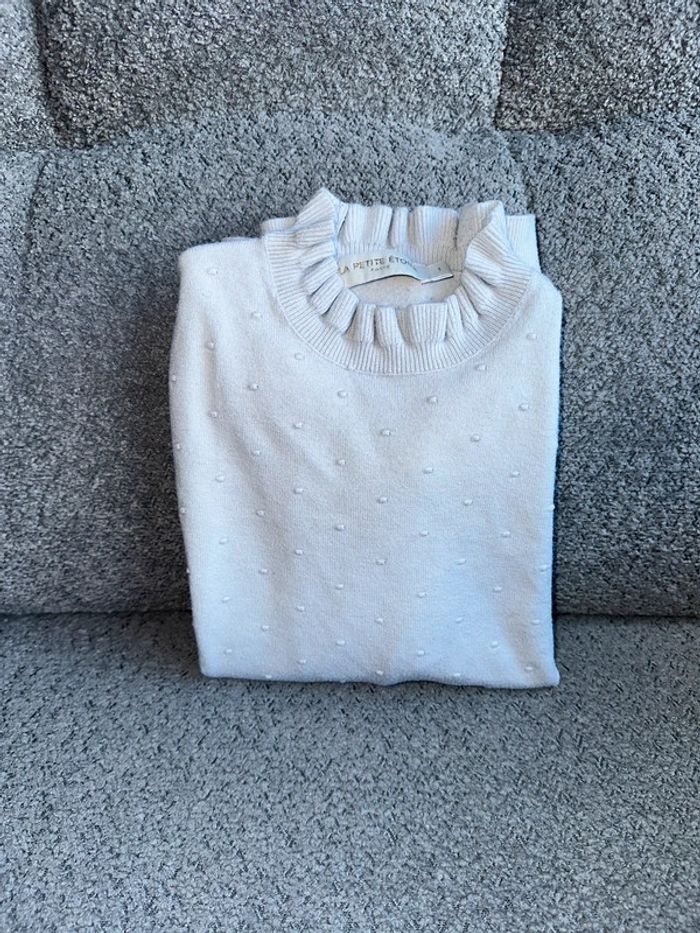 Pull col et manches volantés blanc La petite étoile