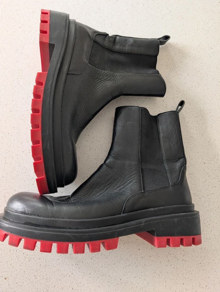 Boots cuir Zara