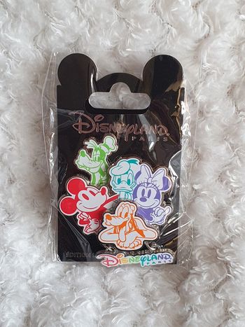 Pin's disneyland paris el 400 ex rainbow mickey friends