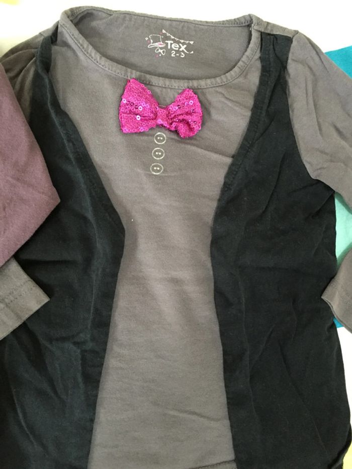lot 2 t shirt manche longue 2ans - photo numéro 2