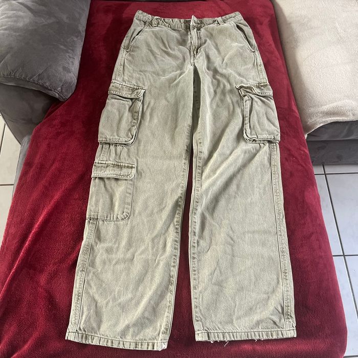 Jean’s cargo