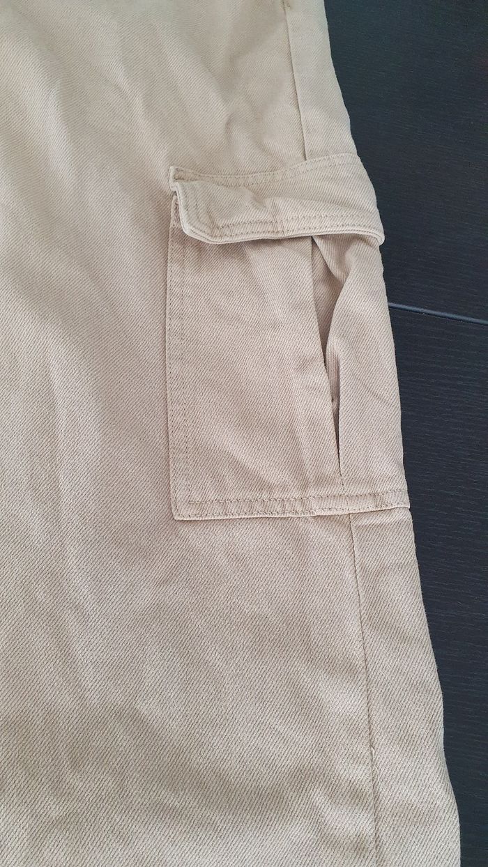 Jean cargo large beige en S - photo numéro 2