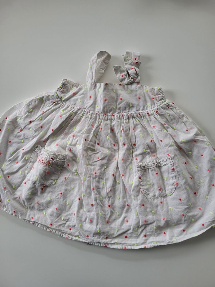 Lot de robe en 12 mois - photo numéro 5