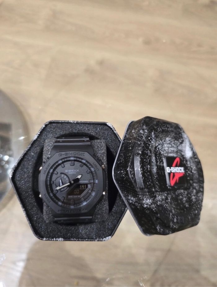 Montre G-Shock noir