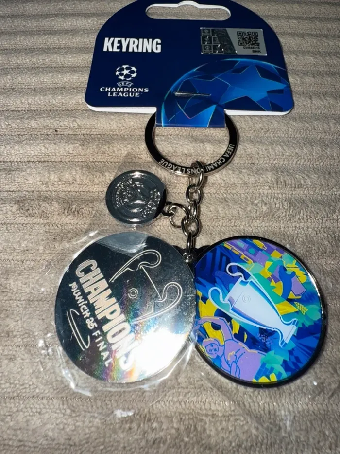 Porte-clés officiel uefa champions league – Paris saint-germain 🏆 - photo numéro 4