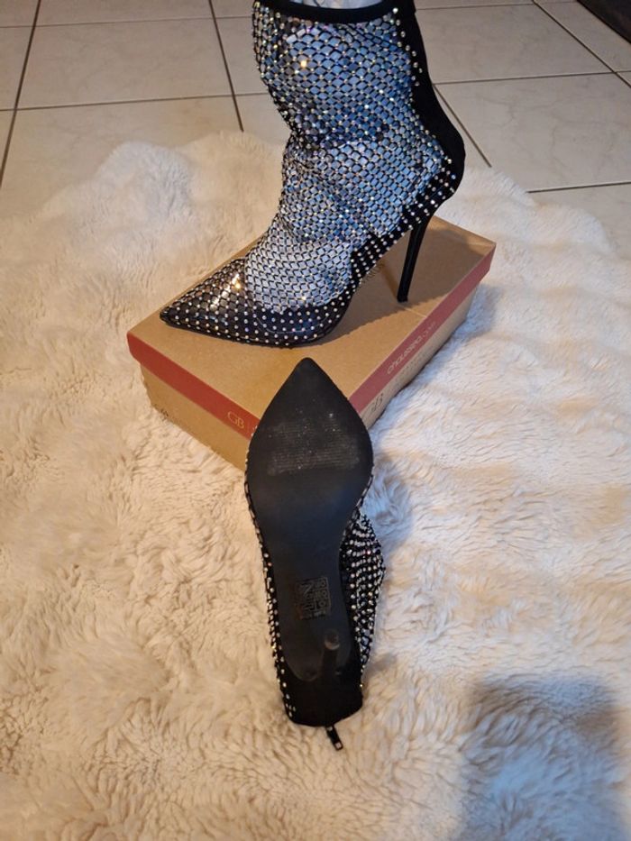 Bottines à talons aiguilles Grands Boulevards – Strass scintillants #CHAUFE-010 - photo numéro 3