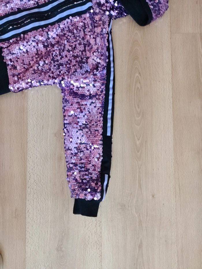 Sweat à sequins - photo numéro 2
