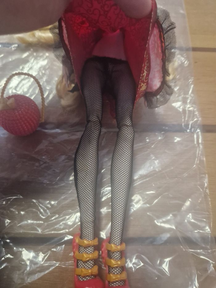 Poupée Monster High - photo numéro 4