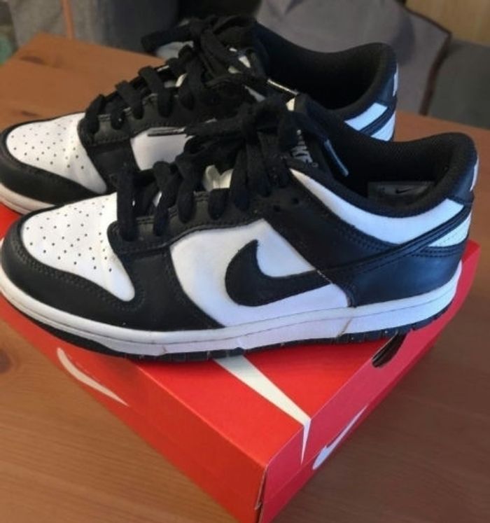 🥰🤩 superbes baskets dunk low NIKE pointure 37.5 unisex 🤩🥰 - photo numéro 3