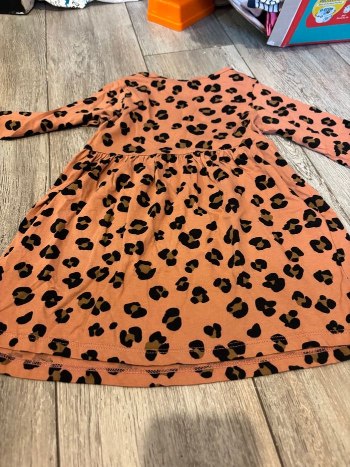 Robe h&m - photo numéro 2