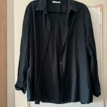 Chemise noire
