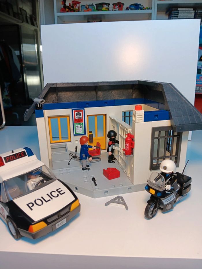 Lot figurines playmobil poste de police - photo numéro 5