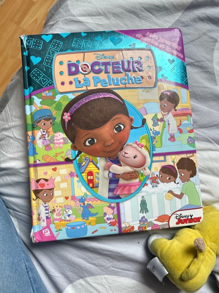 Mon premier cherche et trouve Docteur la peluche
