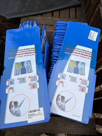 Planche de pliages vêtements enfant 