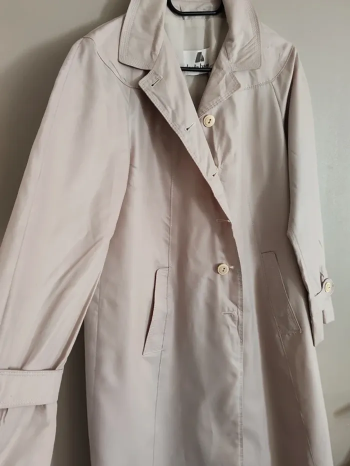 Trenchcoat Claude Havrey Paris beige clair – Taille 38 (très bon état) - photo numéro 2