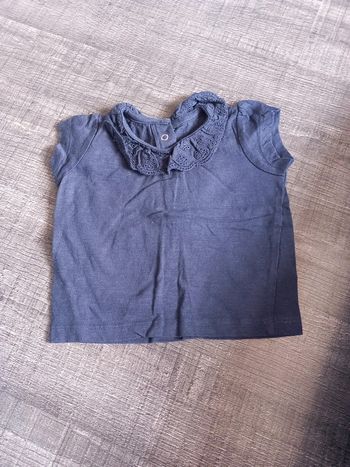 T-shirt taille 0/3mois 62cm col Claudine primark