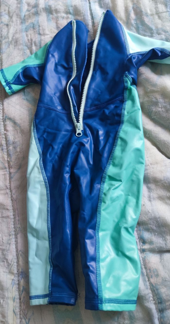 Combinaison anti uv bébé mixte 18M - photo numéro 2