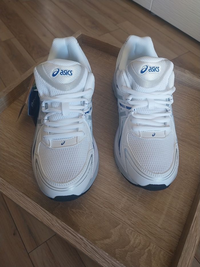 Joli paire asics gel sekiran - photo numéro 3