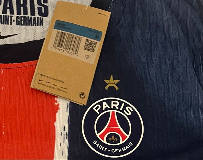Maillot Collector Domicile Stadium PSG Nike 24/25 - Champions of Europe 2025 taille M - photo numéro 5