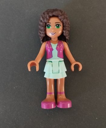 Personnage fille lego friends 