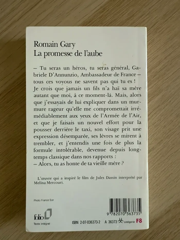 Romain Gary La promesse de l’aube - photo numéro 2