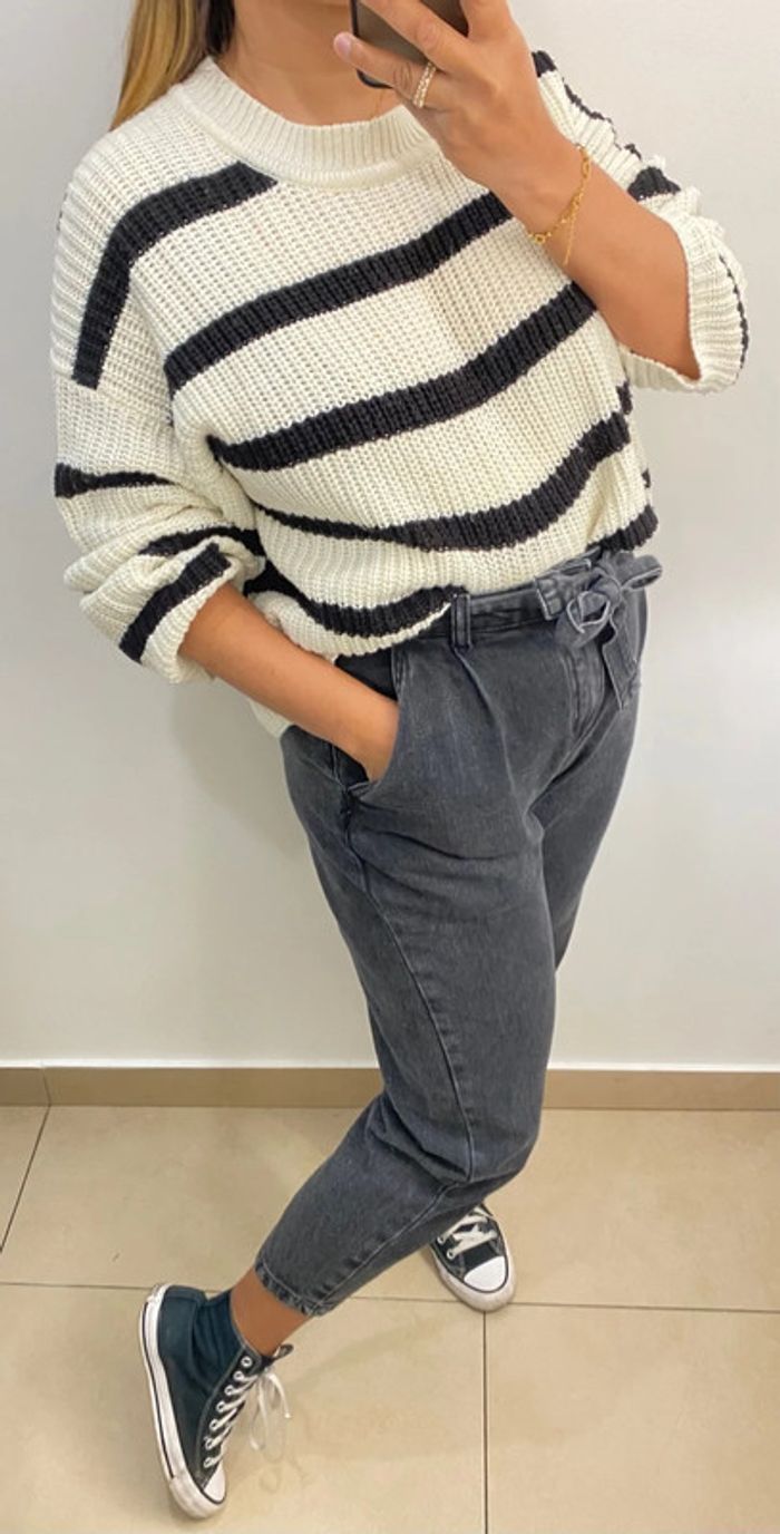 Superbe Pull Ample Crème A Rayures Taille M Et Plus - photo numéro 6