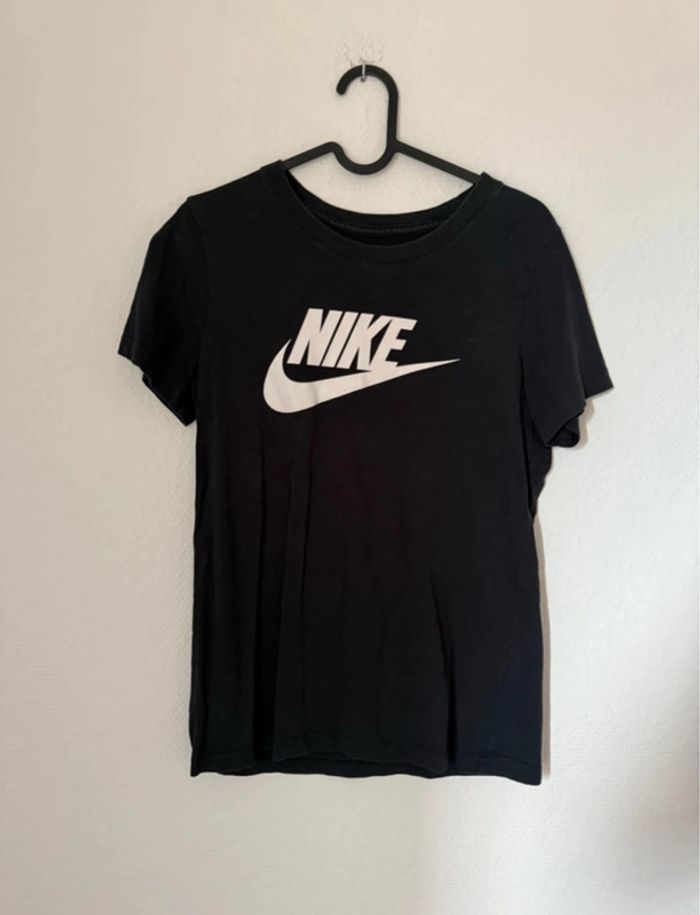 T-shirt femme Nike - taille 36 / S