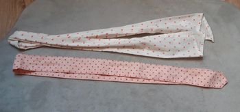 Lot de 2 ceintures en tissus état neuves