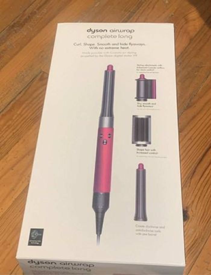Dyson airwrap