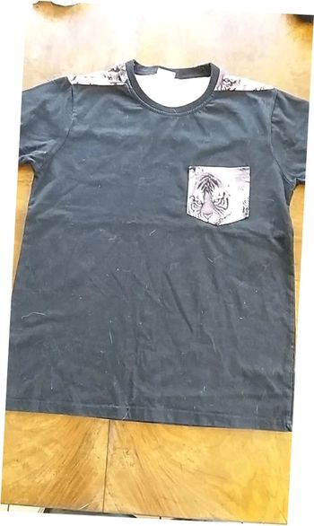 Tee shirt enfant taille 14 ans