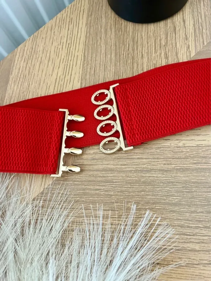 Superbe ceinture large rouge et doré taille ajustable neuf - photo numéro 3