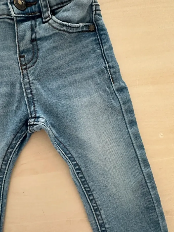 Jeans garçon gémo 6 mois 68 cm - photo numéro 4