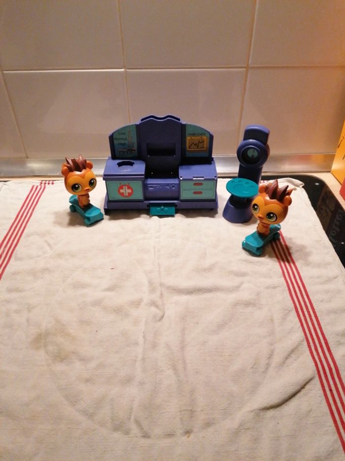 Lot #littlepetshop