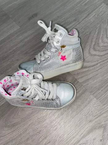 Chaussures mim pi taille 17