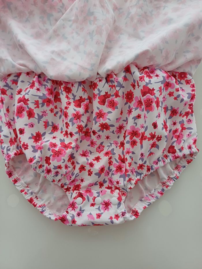 Robe neuve taille 9/12 mois - photo numéro 6