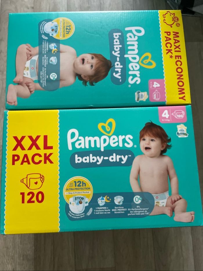 Mega pack de 240 couches pampers baby dry taille 4 neuf