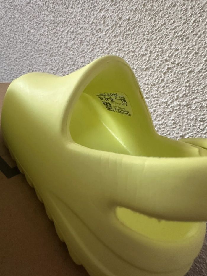 Sandales Adidas Yeezy bébé - photo numéro 8