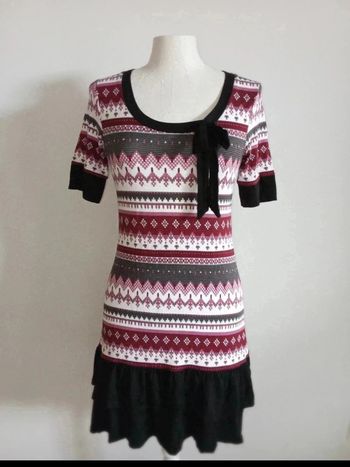 Robe / tunique colorée à motifs horizontaux