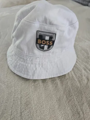 Bob chapeau Boss